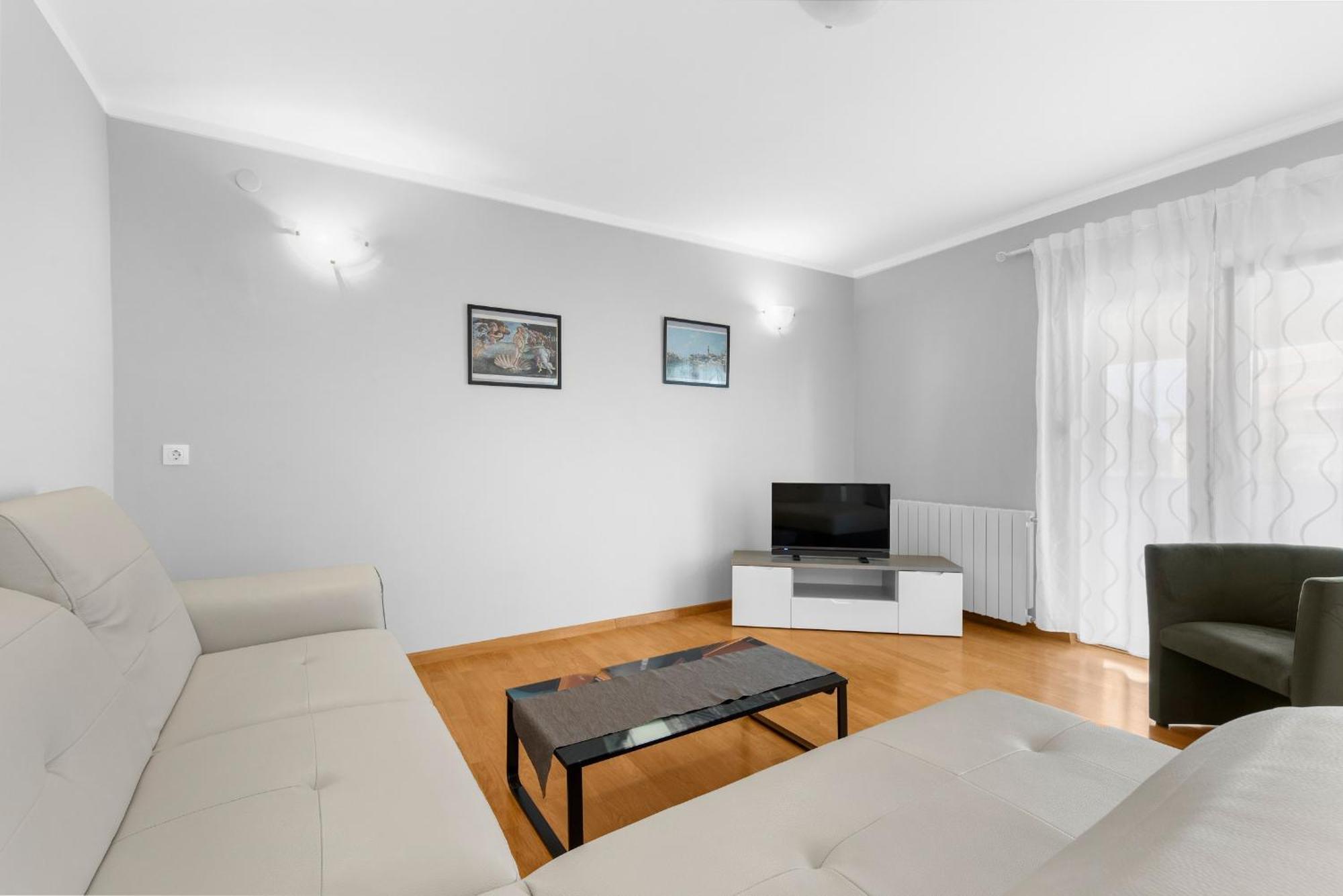 Villa Hope - Apartments With Shared Pool Porec Ruang foto